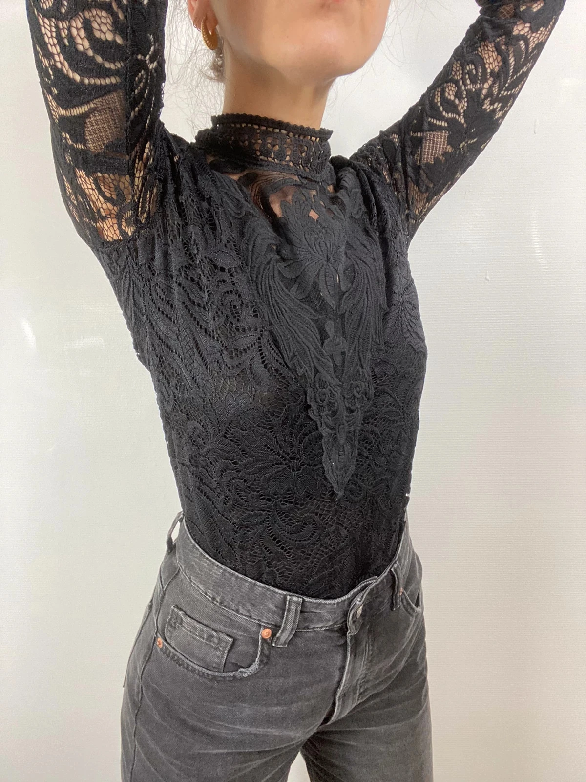 Top vintage com bordado da noire – photo 12